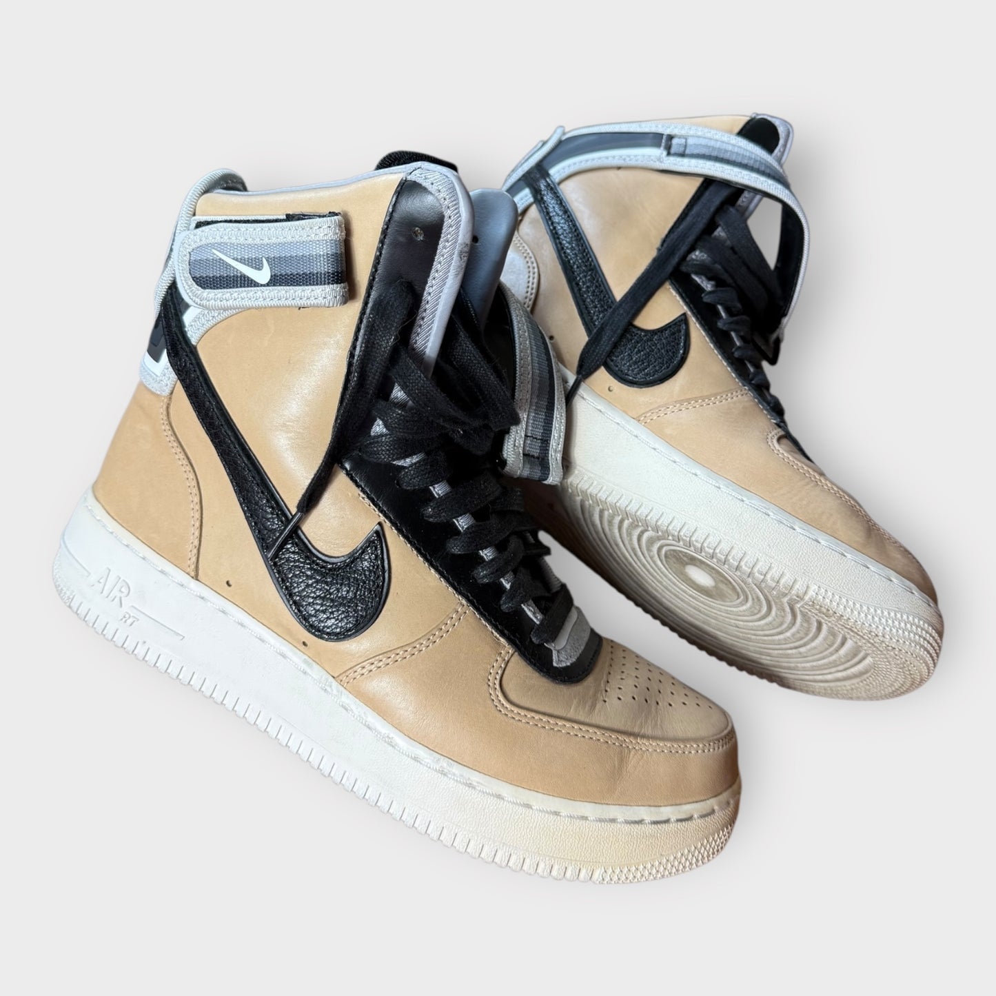 NIKE x Riccardo Tisci - Air Force 1 High SP 'Vachetta Tan'
